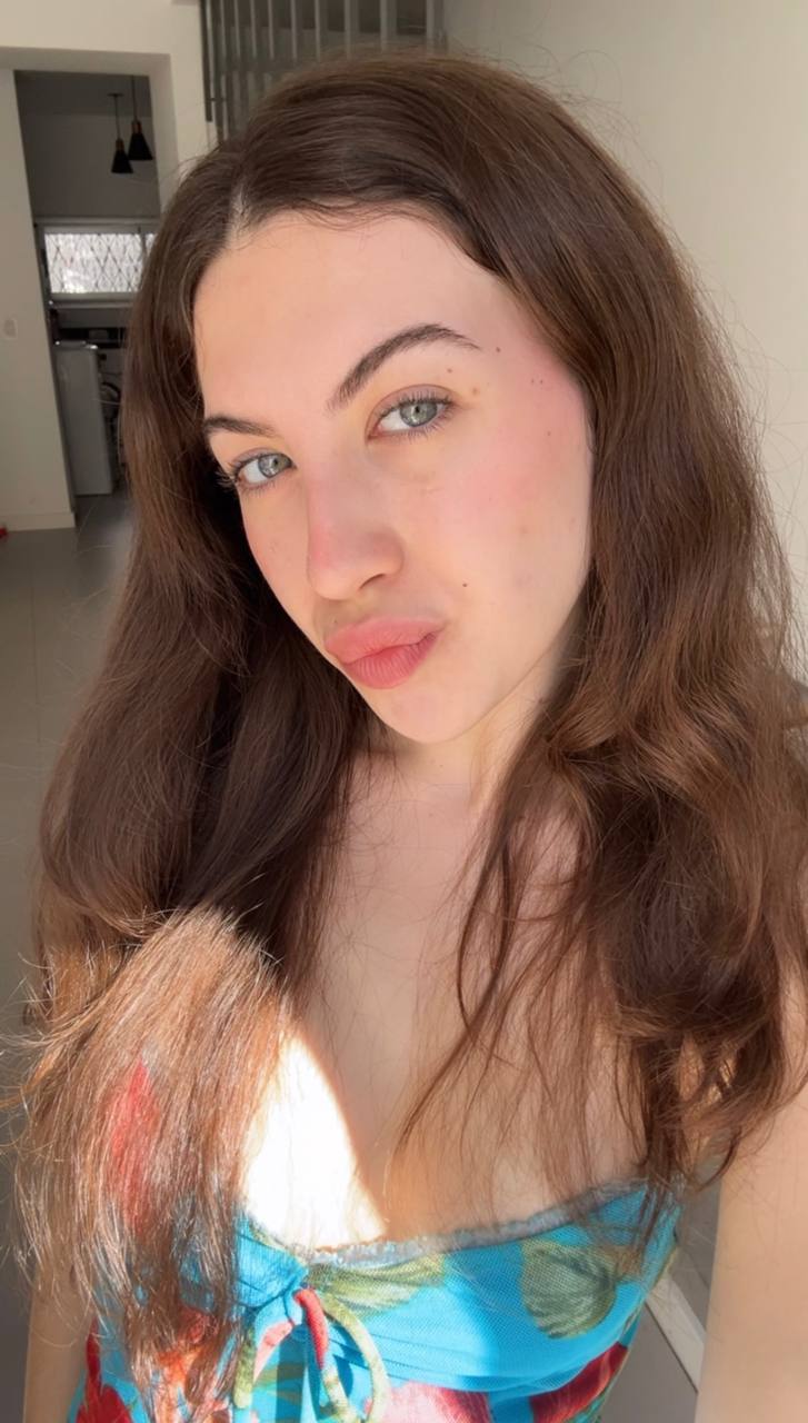 Nude girl Amber in Jugao