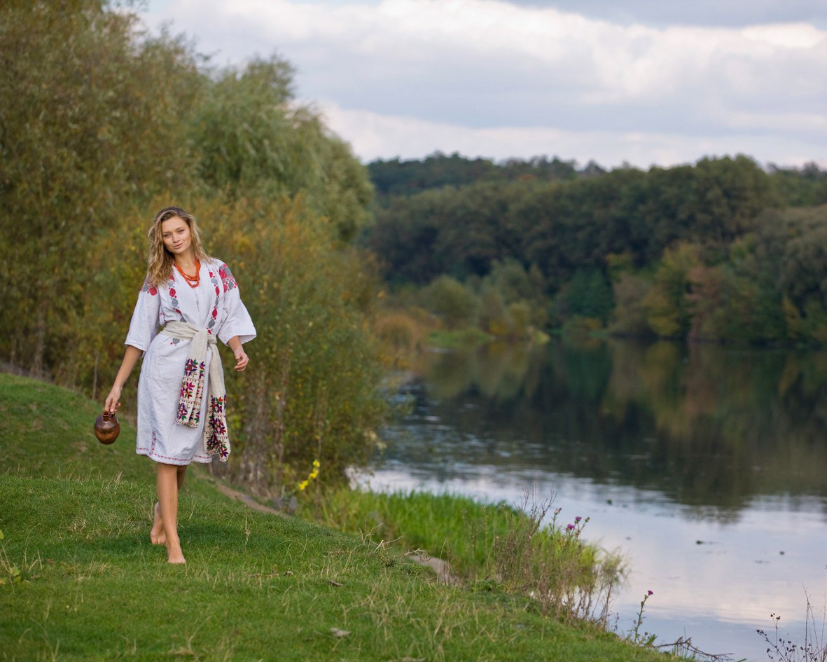 Nude girl Slavic women in Jugao