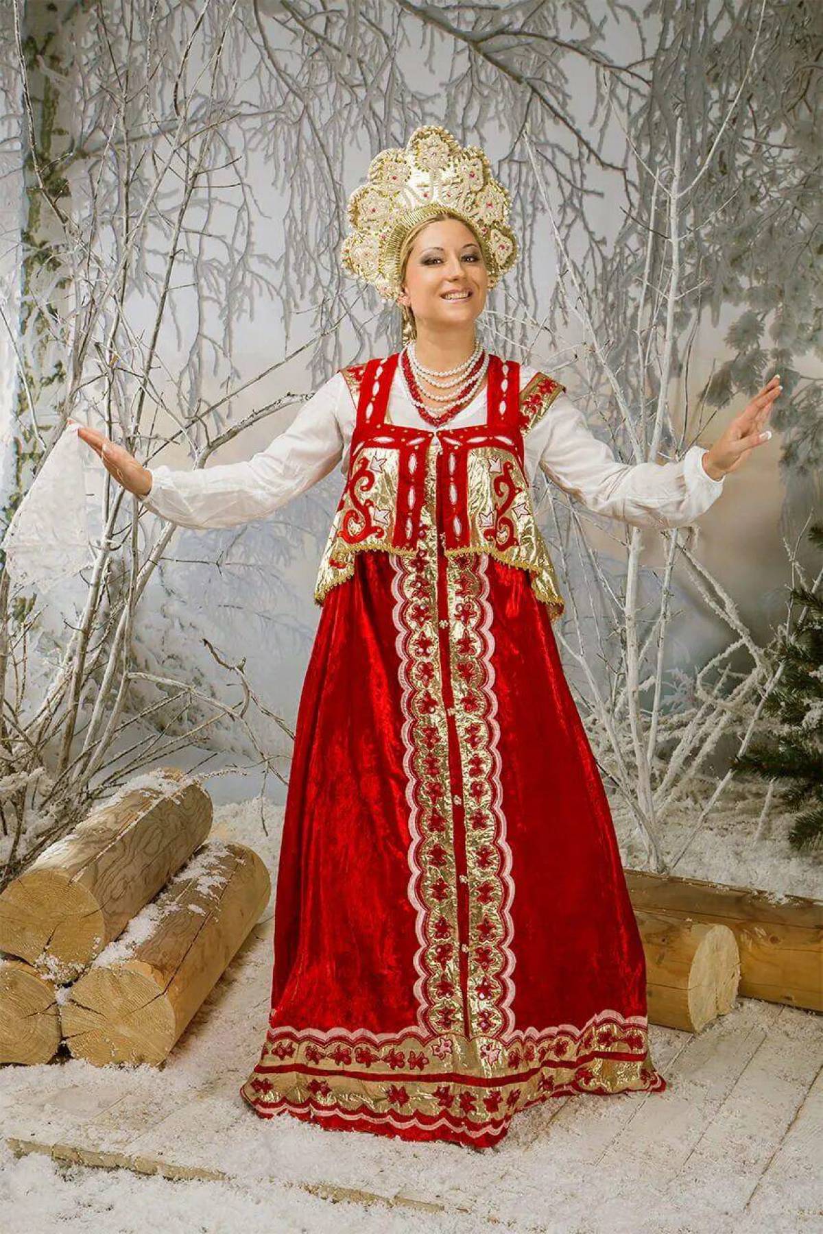 Girls in Slavic costumes in Jugao